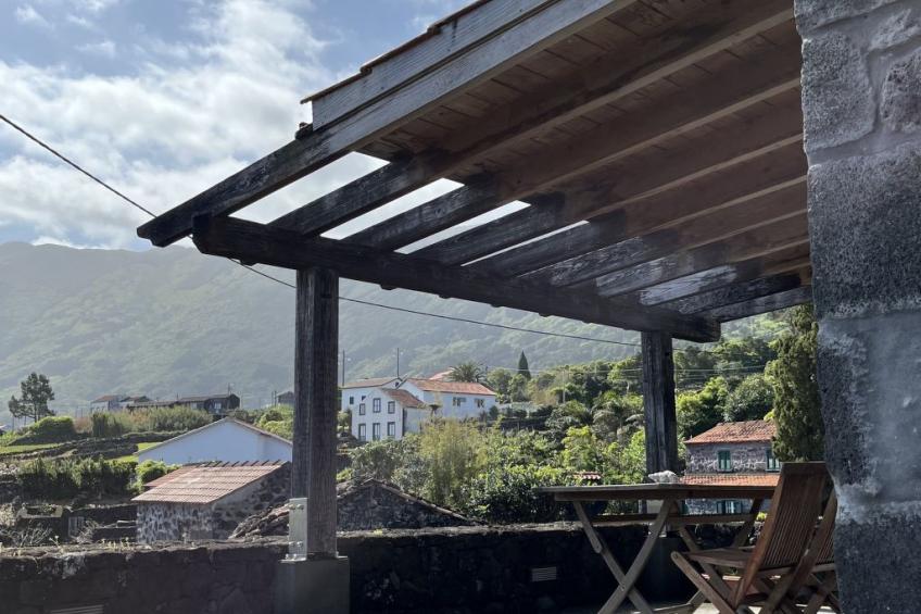 "Vinea Lava" mit Blick auf das Wasser - foto 66