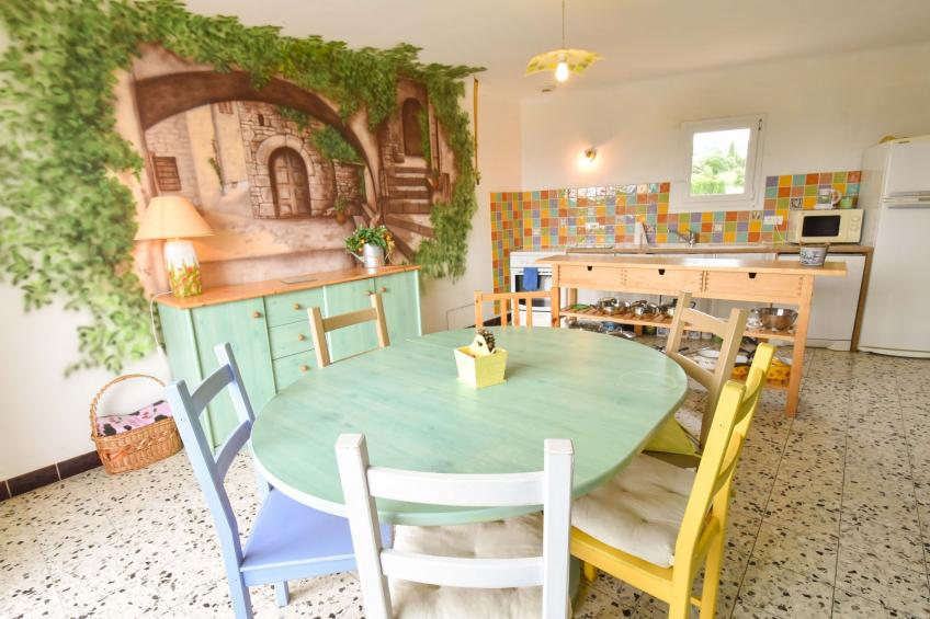 Schönes Ferienhaus mit Pool - foto 4