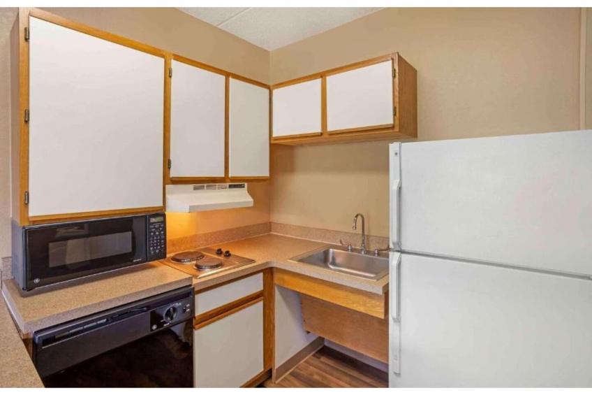 2 Full Beds | Non-Smoking, Kitchen - foto 13