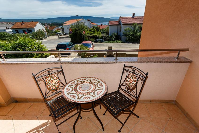 Comfortable and Sunny Krk Apartment - One Bedroom Apartment with Terrace - foto 11