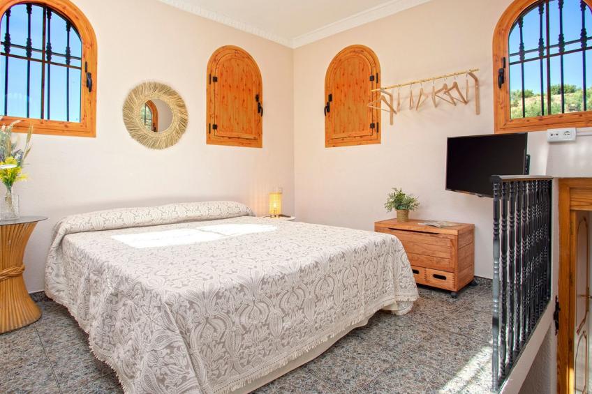 Familienhaus mit großzügigen Außenanlagen - foto 29