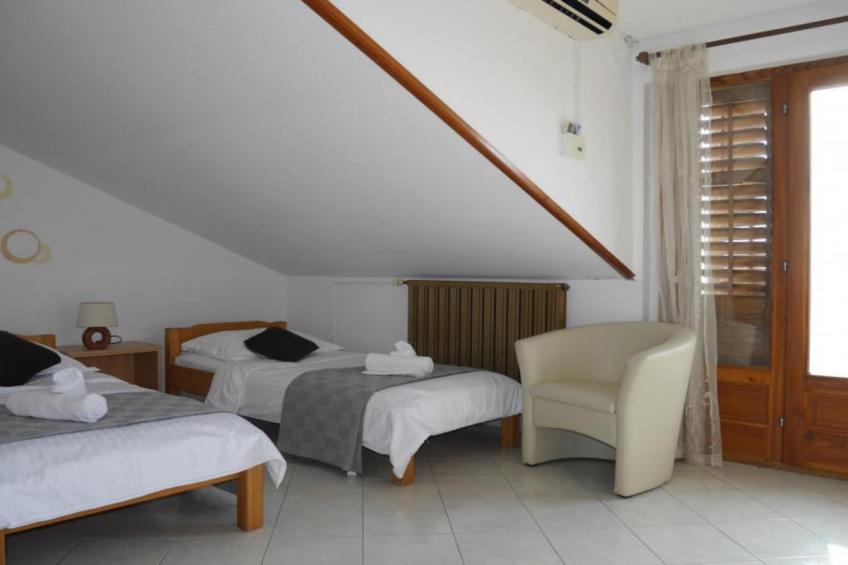 Dugi Rat Seaside Apartments - Studio Apartment 5 - foto 3