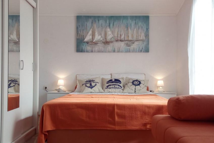 in Pavićini mit Grill, Terrasse und Garten - foto 3