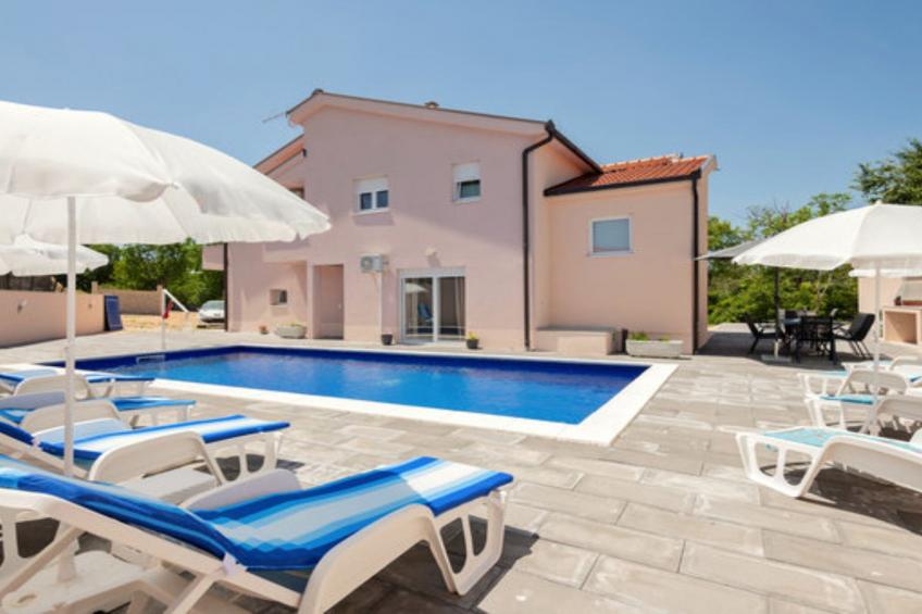Charming Villa Nina with Pool - Four Bedroom Villa With Terrace and Swimming pool - foto 14