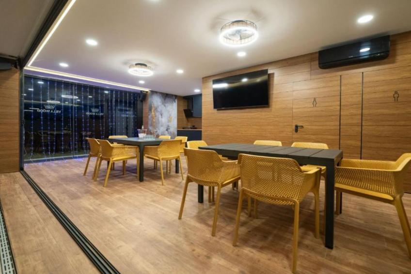 Apartments Villa Wood - Two Bedroom Apartment with terrace and pool view  ( W1 ) - foto 16