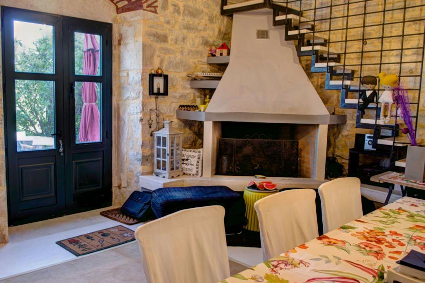 Villa Elborgini in den Außenbezirken von Heraklion - foto 22