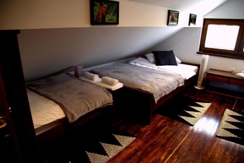 Brezova Poljana Lodge with Sauna and Hot-Tub - Five Bedroom Holiday Home - foto 8