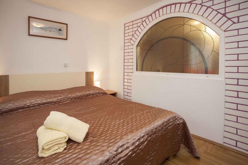 Holiday apartment with whirlpool bathtub and barbecue - BF-6YTN - foto 18