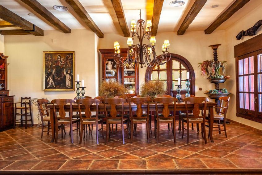 Beheiztes Hallenbad und Freibad - foto 24