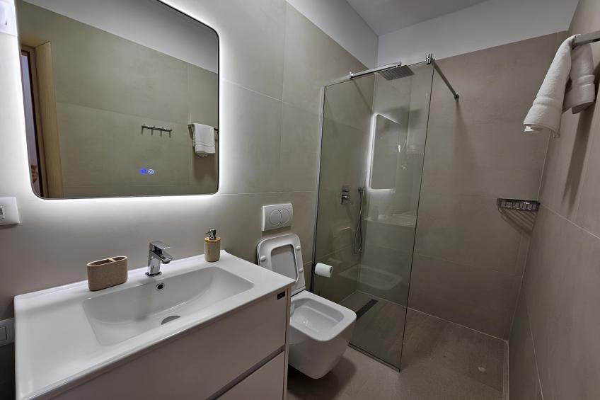 Vlora Sunset Sea View Apartment - foto 25