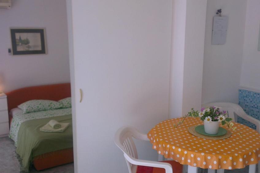 Vedran' Ferienwohnung mit Wasserblick - foto 13