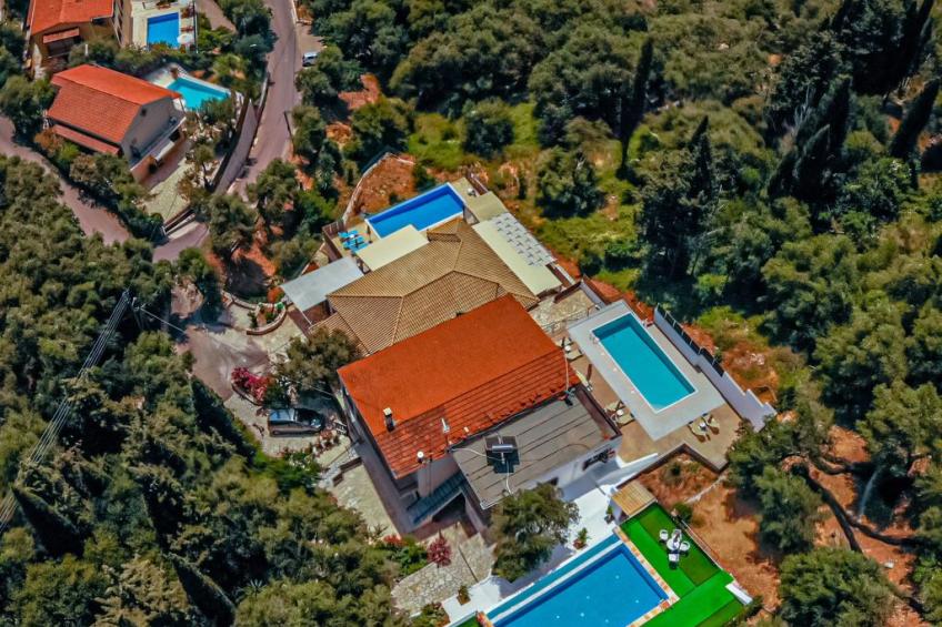 "Zeus" mit Infinity Pool - foto 3