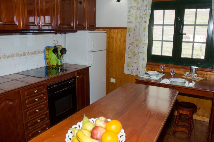 Ländliches Haus mit herrlichem Blick auf das Meer und das Tal. - foto 6