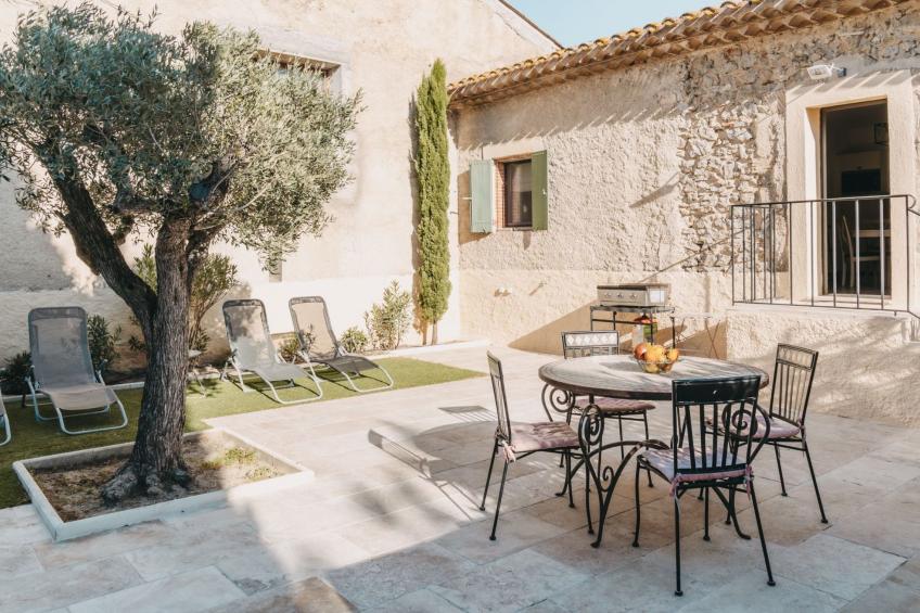 Charmante Ferienwohnung mit Terrasse und Pool - foto 9