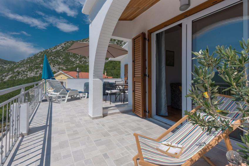 in Gornja Brela mit Sonnenterrasse und Panoramablick - foto 9