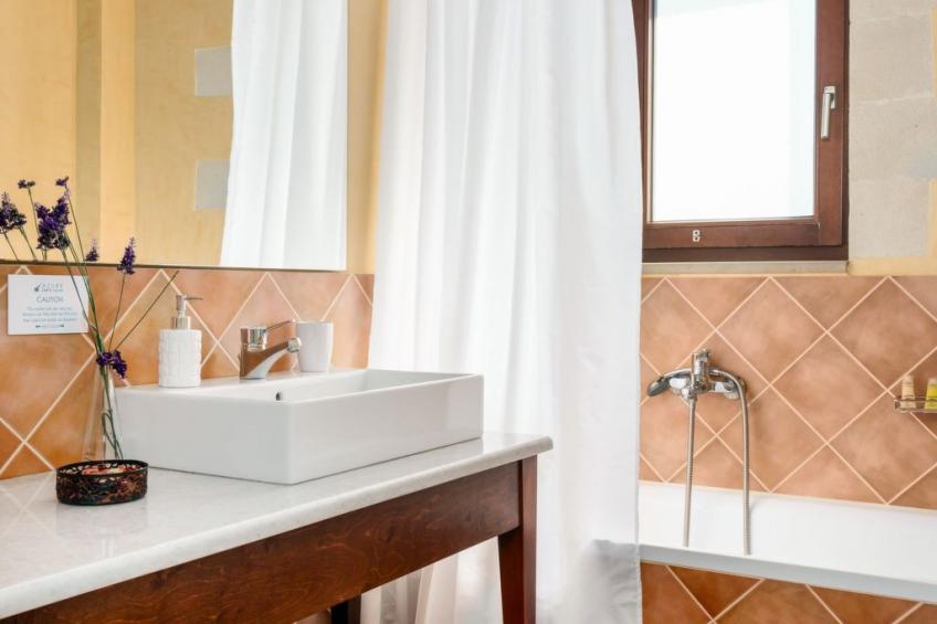 Villa aus Stein, privater Pool, BBQ 30m zum Strand - foto 7