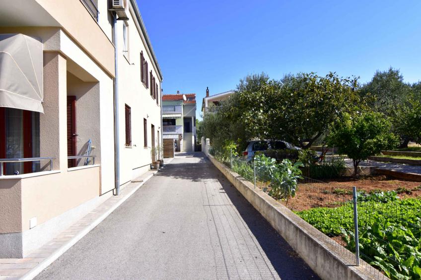 Ferienwohnung für Paare mit Terrasse und gemeinsamem Garten, nur wenige Schritte vom Strand entfernt - BF-8X78K - foto 13