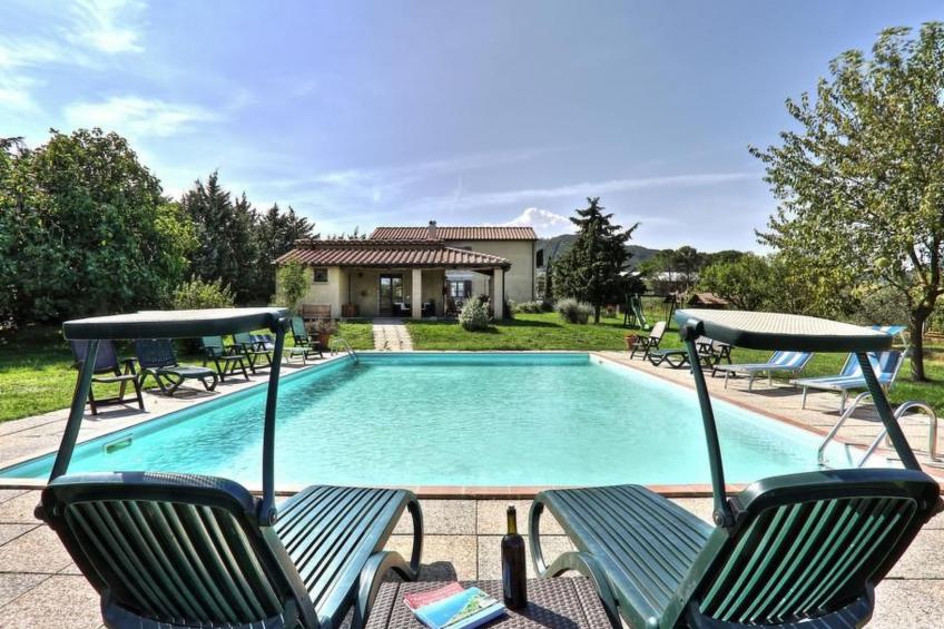 in Pomarance mit Großem gemeinsamem Pool - foto 2