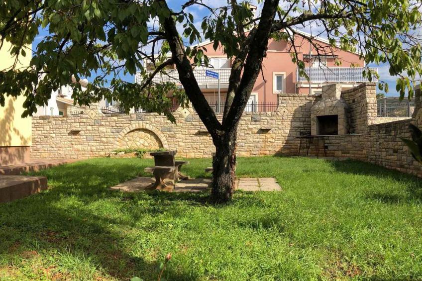 Vakantiewoning met balkon en wifi - VW-HBRHR - foto 4