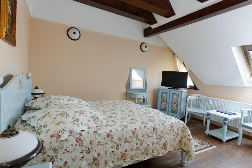 Kürzlich in eine Ferienvilla konvertiertes (2010), umfriedetes Haus aus der Sac - foto 17