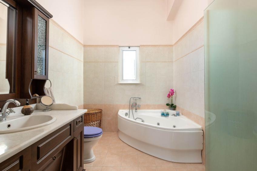 Gemütliche Villa Zenia in Damatria - foto 18