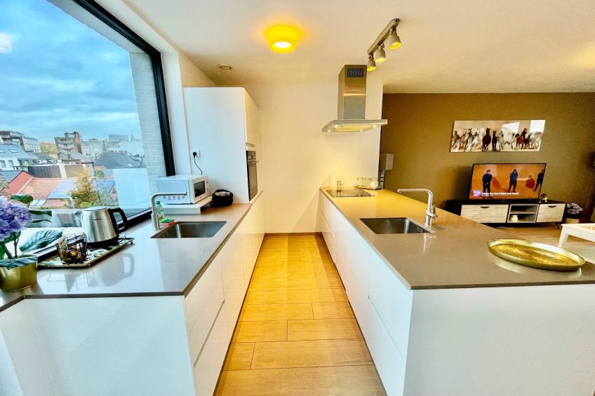 Modern 2BR Penthouse Near Diamond District by OneLuxStay - foto 22