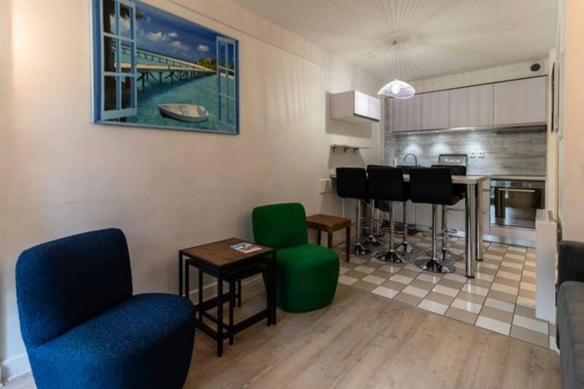 Résidence Appt Rez De Jardin  6 Personnes Avec Piscine, Tennis Et Parking Gratuit 21 - foto 4