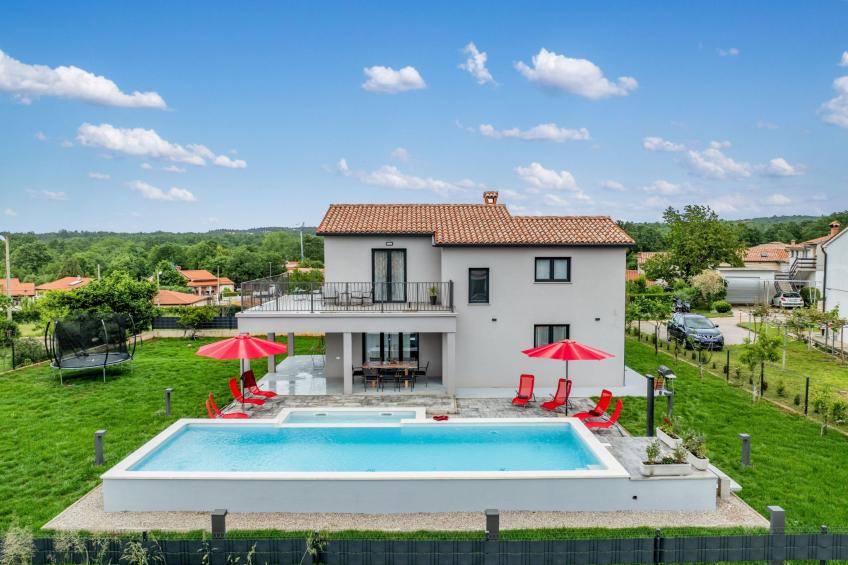 Villa Family Love mit Garten und Spielplatz - foto 2