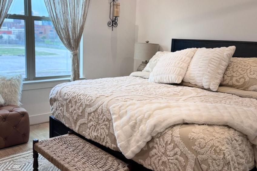 H-Town Trendy Retreat mit atemberaubendem Skyline-Blick - foto 10