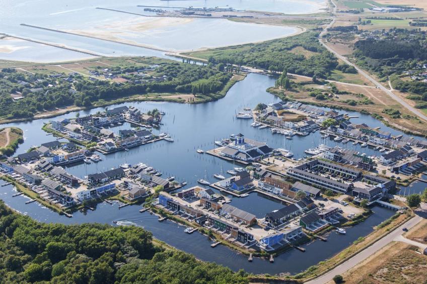 4 vær.2 plan,st.+1.sal - foto 2