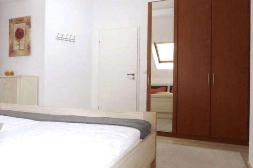 Wohung mit Balkon und Garten nahe Stadtgrenze - foto 11