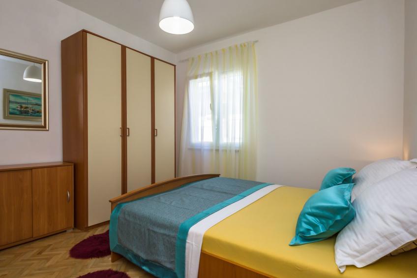 Große Wohnung in Omiš mit Möbliertem Balkon - foto 22