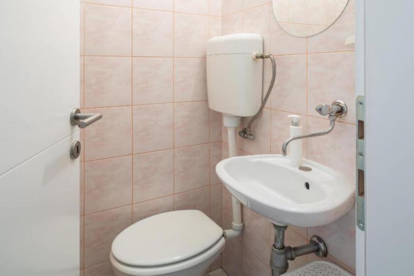 Omis River & Sea Escape - One Bedroom Apartment with Balcony and Sea View - foto 17