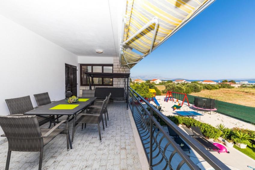 Scenic Elegant Trogir Villa with Pool - Five Bedroom Villa - foto 51