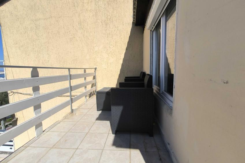 Serene Barbat Escape with Just Minutes from the Beach - One Bedroom Apartment with Balcony 3 - foto 9