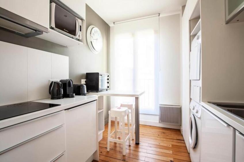 Magnifique Et Lumineux T3 De Charme Aux Quinconces Idéal Pour 4 Personnes - foto 9