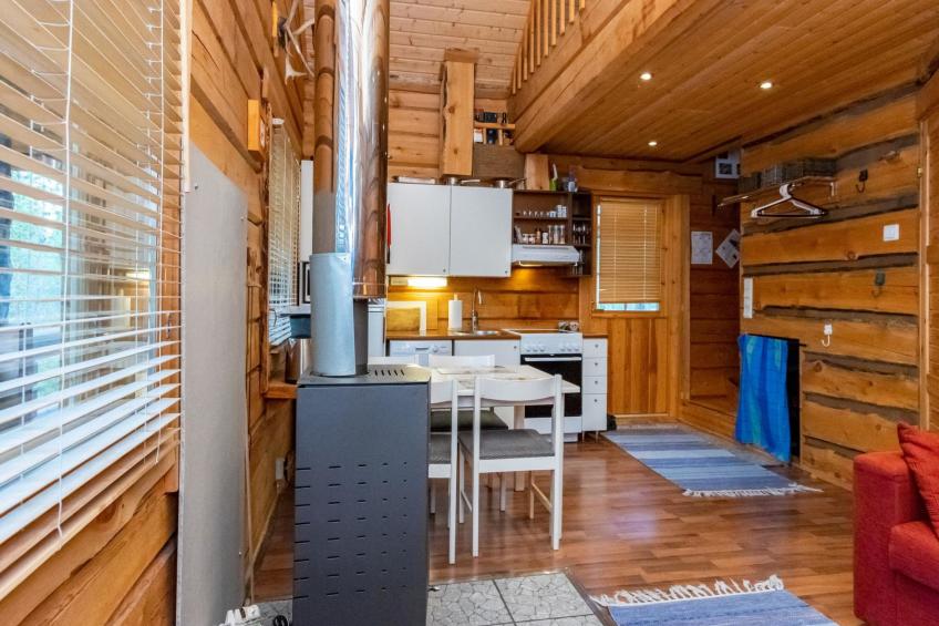 Pyhäpaikka 2 - foto 5