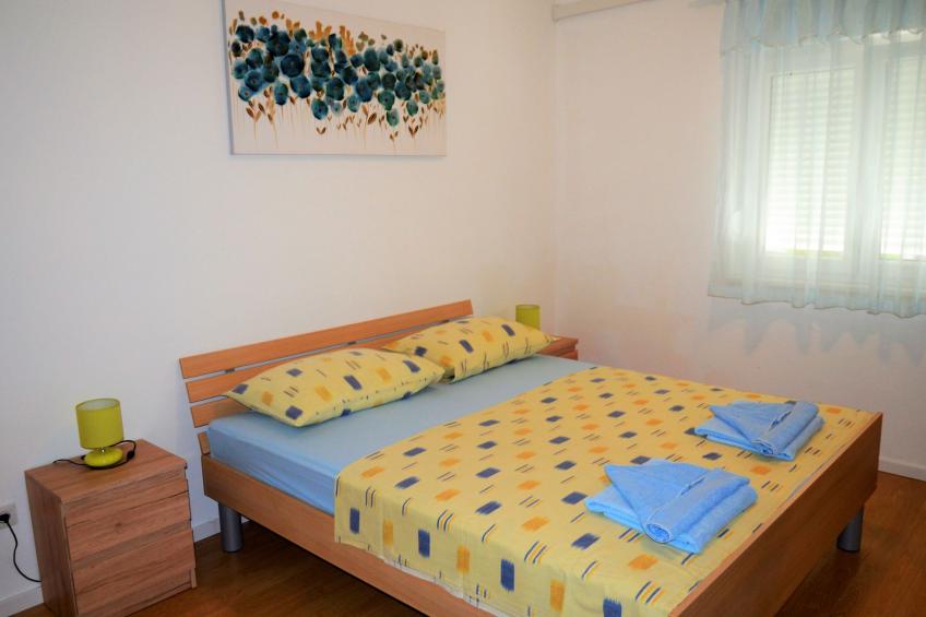 in Poljica mit privatem Parkplatz - foto 15