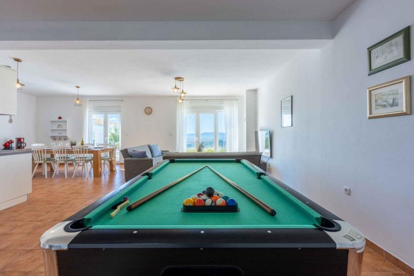 Villa met buitenzwembad en panorama uitzicht - VW-HVKF9 - foto 61