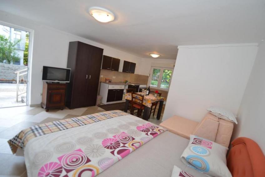 Tivat Bliss Apartments Close to Beach - Studio with Balcony - foto 4