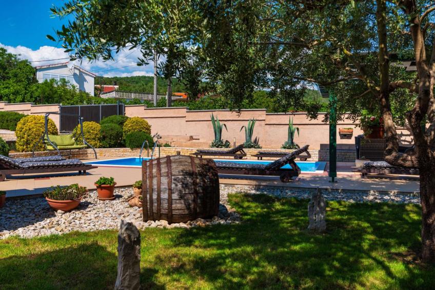 Stone villa Tea with pool - foto 29