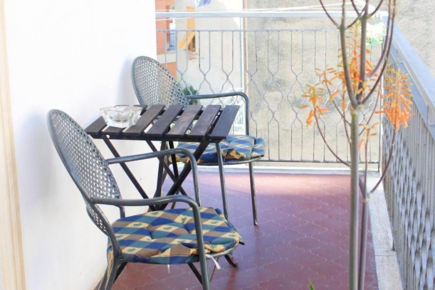 Sehr zentral mit Parkmöglichkeit - foto 8