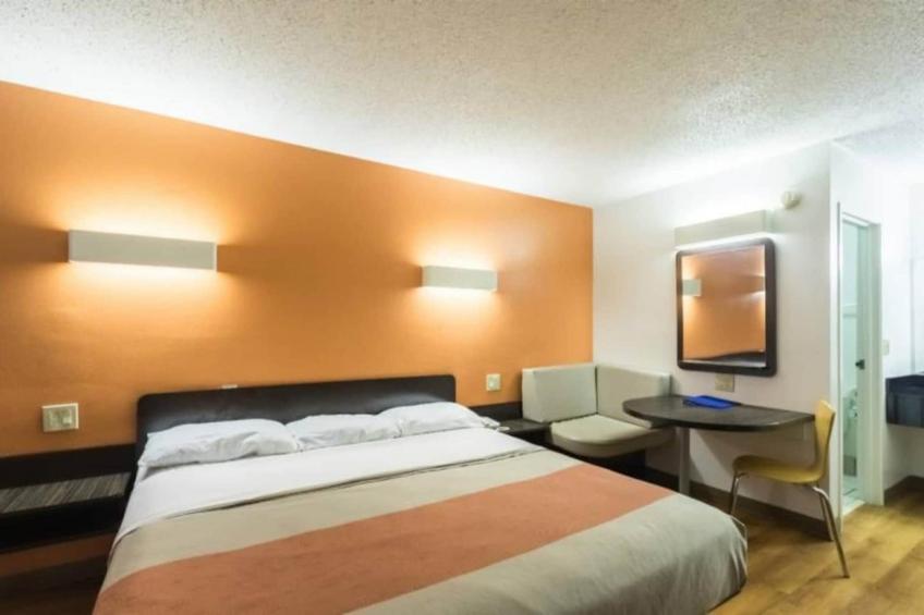 1 King Bed  Non-Smoking - foto 29