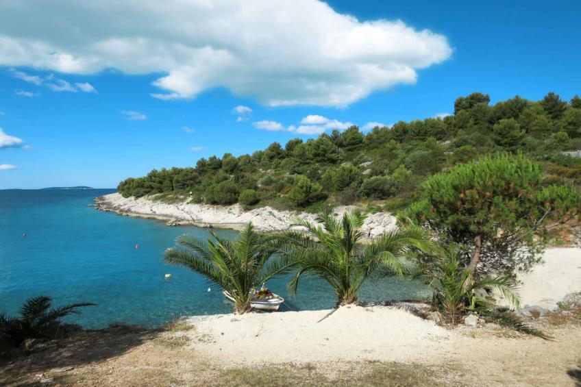 Sea-View Apartments with Pool, Terrace, and Outdoor Lounge in Scenic Čiovo Island - Comfort One Bedroom Apartment (Sollis III) - foto 14