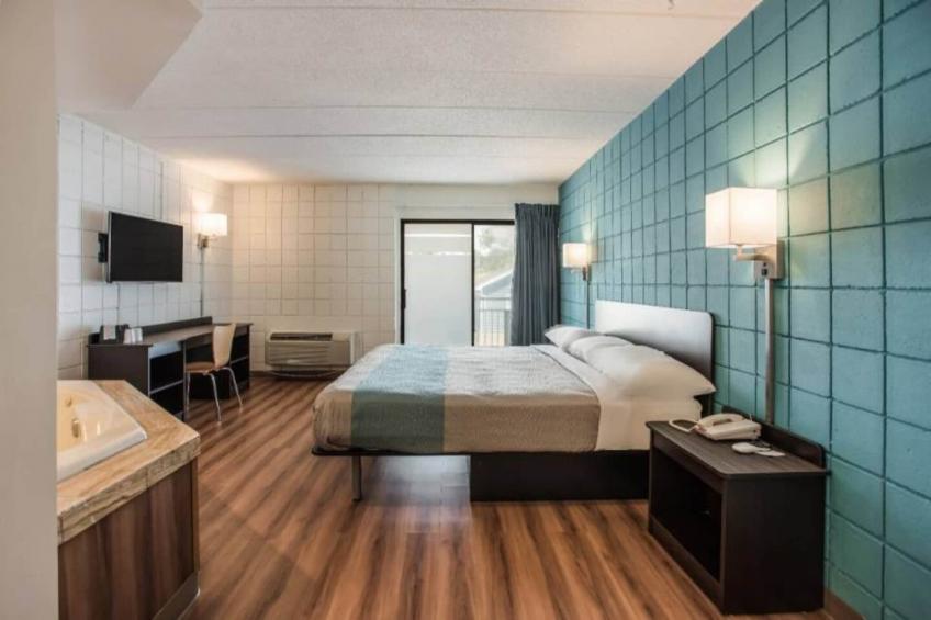 1 King Bed  Non-Smoking - foto 11