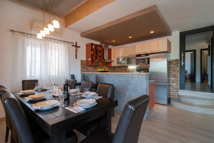 Five-Bedroom Home - foto 19