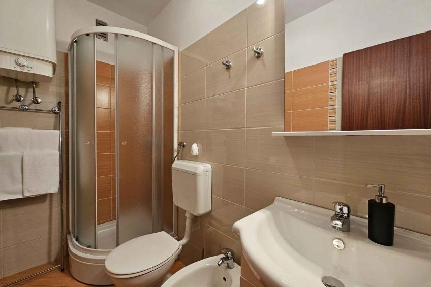 Vakantiewoning Een slaapkamer appartement met terras - VW-9C65 - foto 11