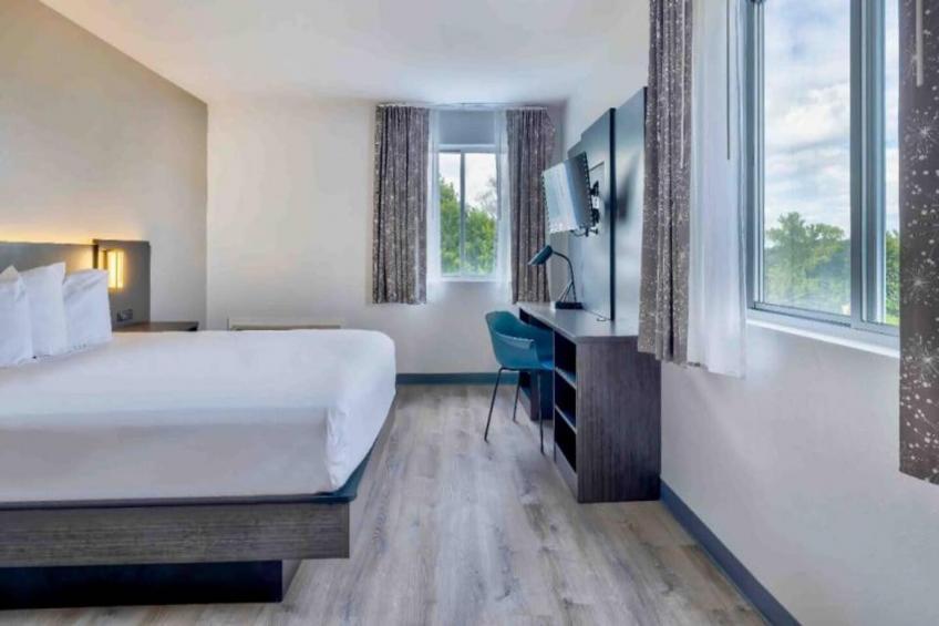 1 Queen Bed  Non-Smoking - foto 27