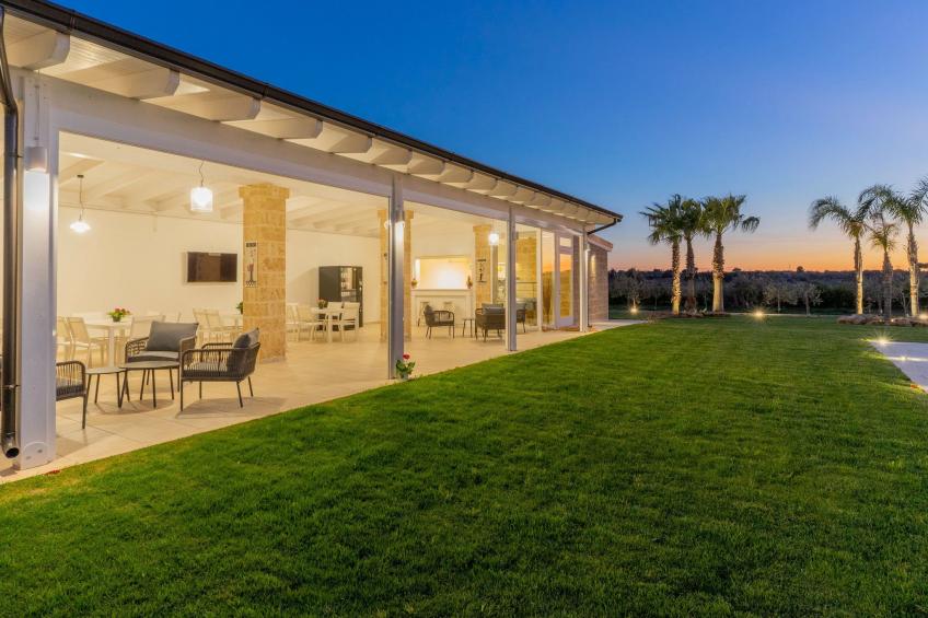 Haus in Casarano mit Außenhof - foto 21