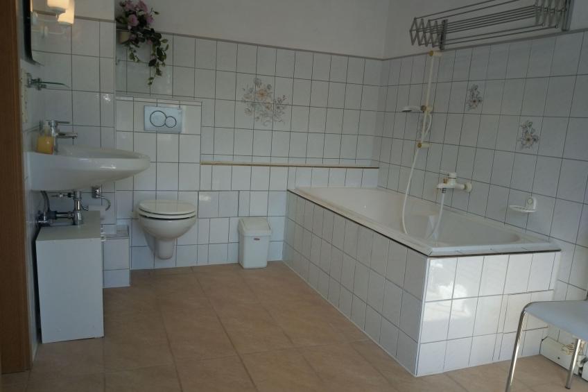 Wohnung in Hänichen mit Garten - foto 13